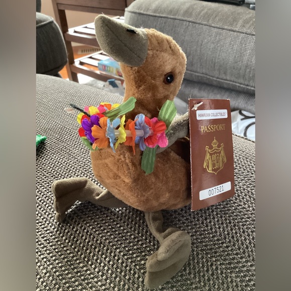 Toys Vintage Hawaiian Collectibles Passport Oehas Waddling Hawaiian